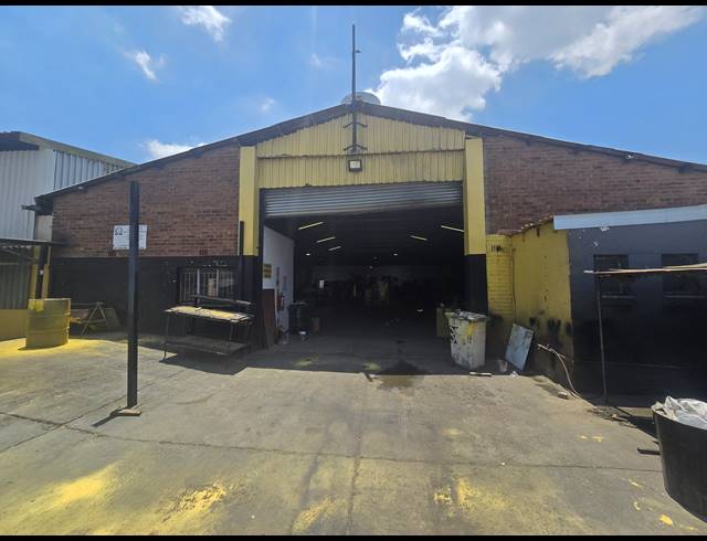 450M² WAREHOUSE TO LET IN DUNSWART